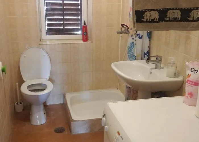 Apartament Aparmani Ljilja - Port Slatine